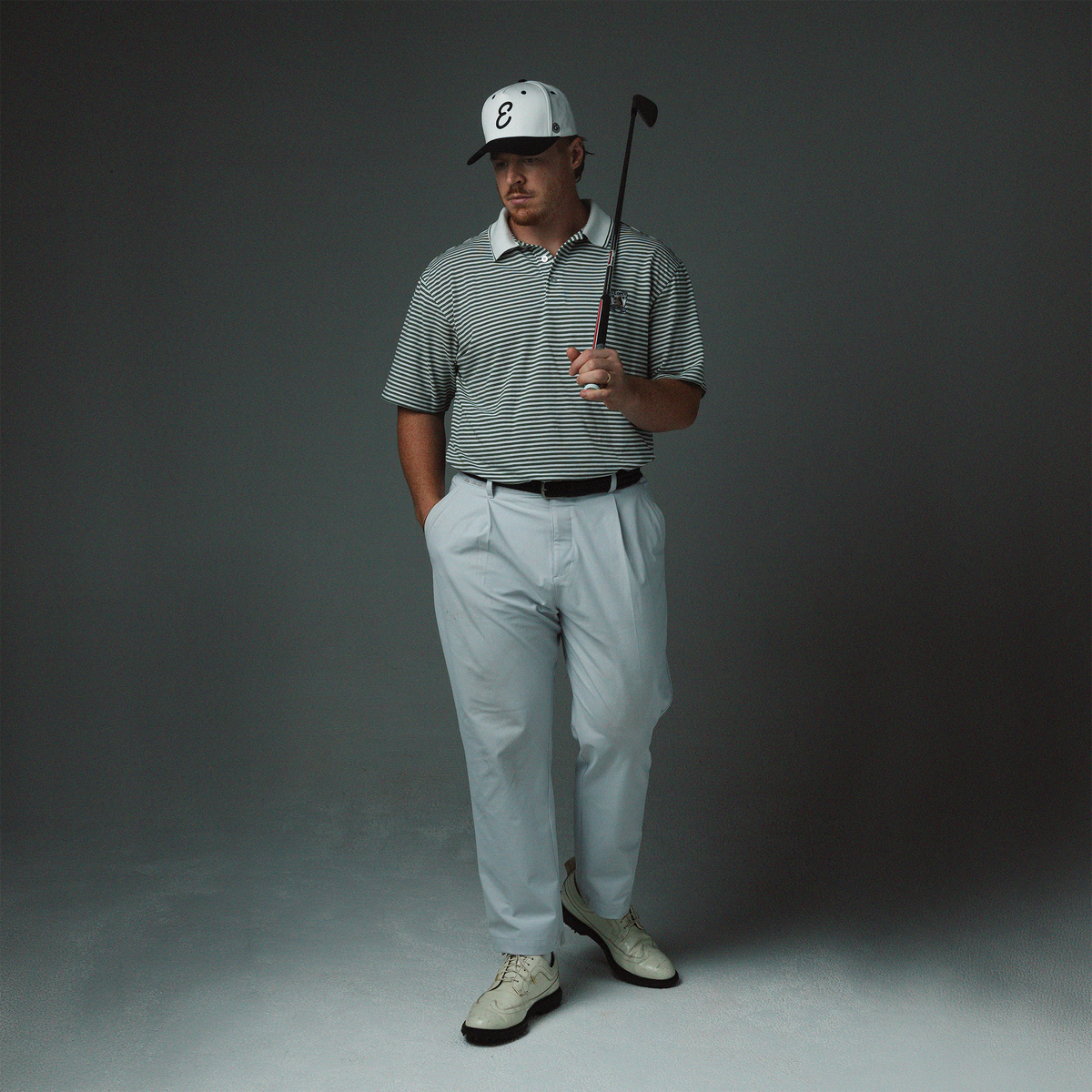 Classic Crown Apex - White Black